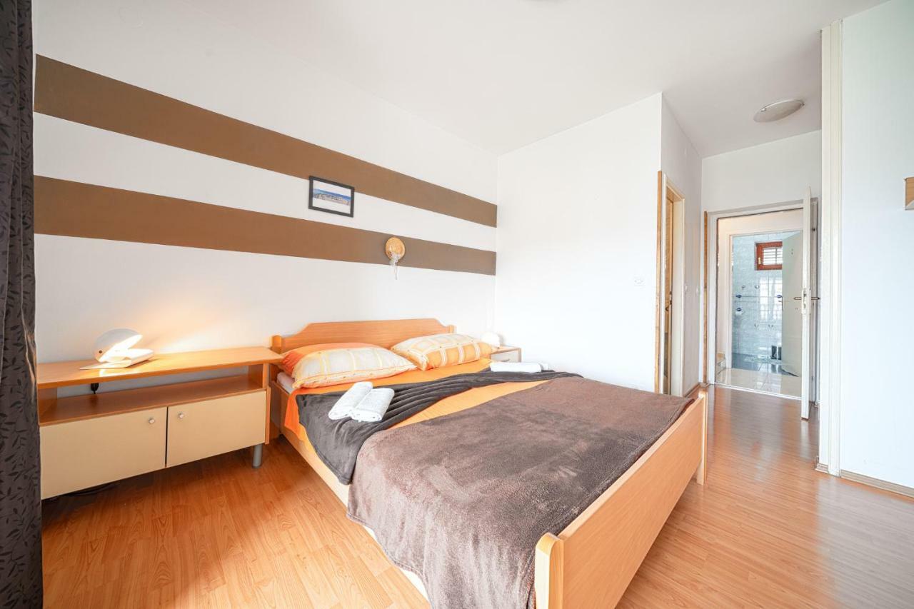 Apartments Janjac Vodice Kültér fotó