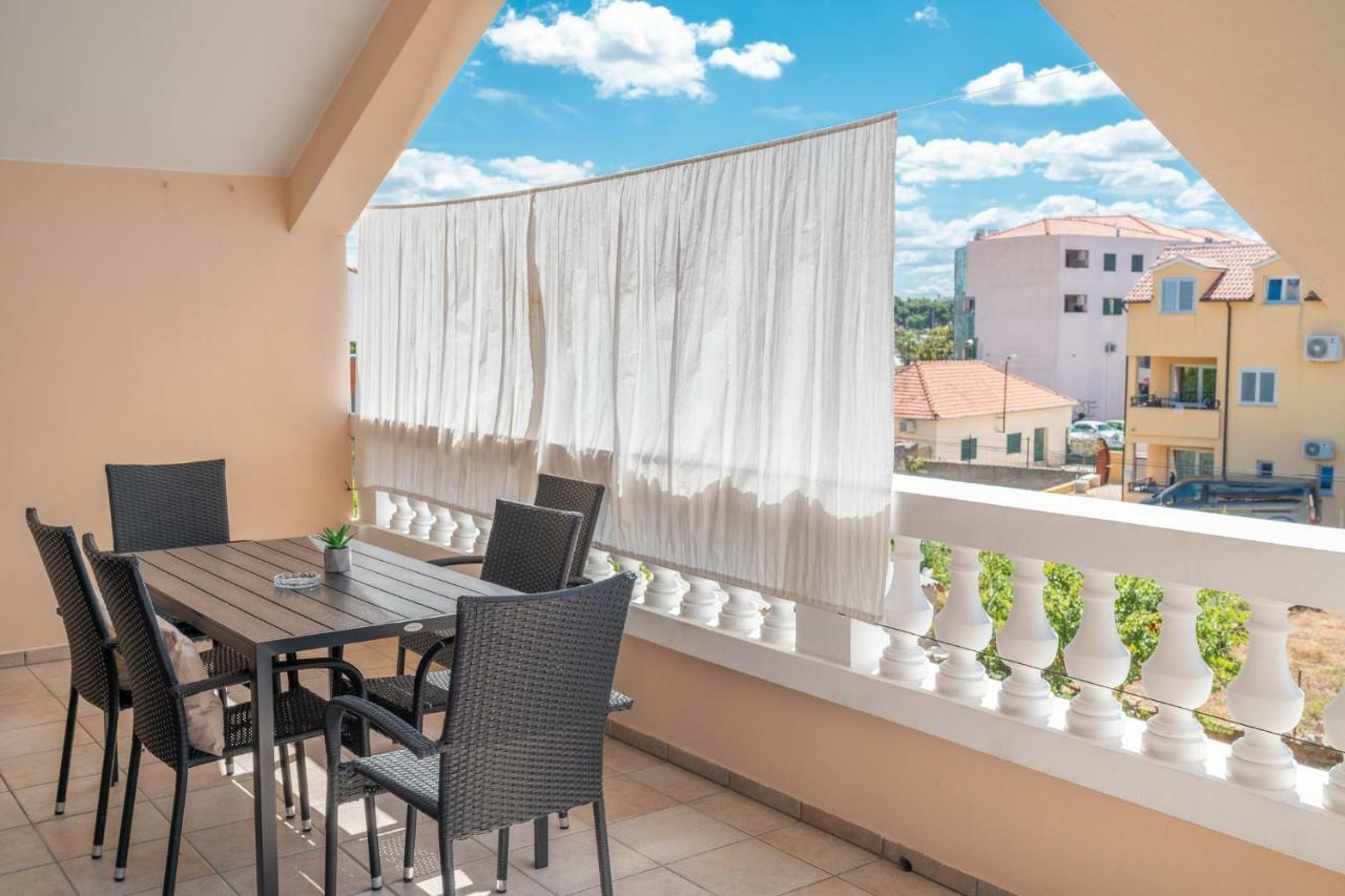 Apartments Janjac Vodice Kültér fotó